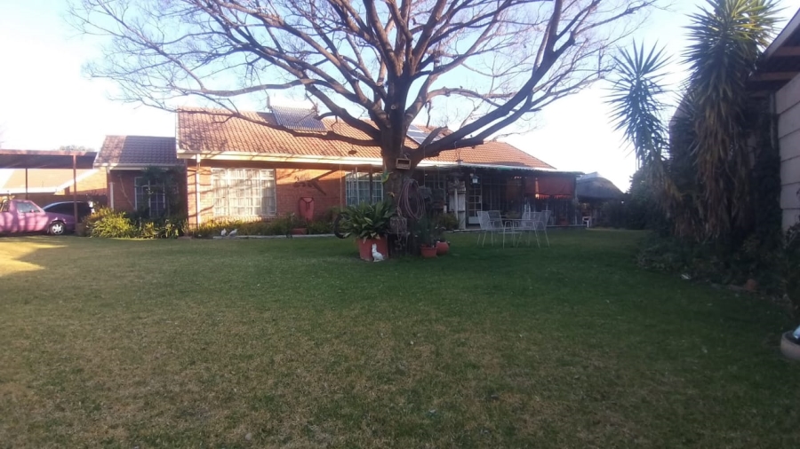 3 Bedroom Property for Sale in Naudeville Free State